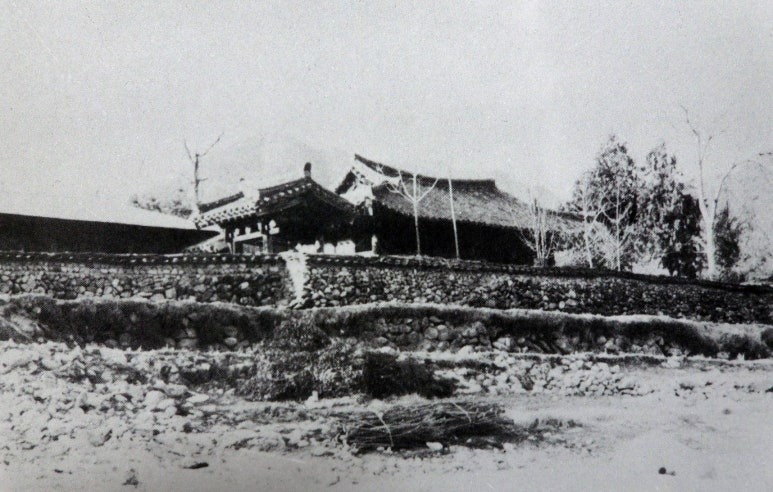 2.b1 (1).jpg